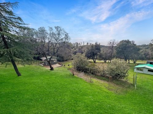 11047 Chances R Rd, Lake Wildwood, CA 95946-9435