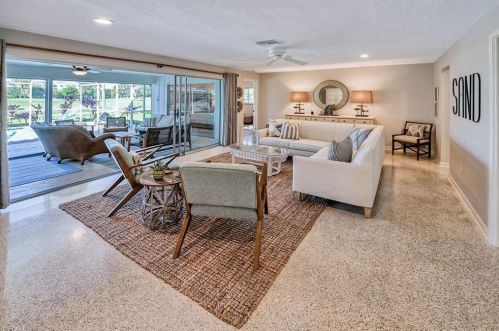 101 Cypress Point Dr, Naples FL  34105-6314 exterior