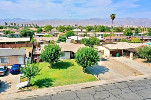 81676 De Oro Ave, Indio CA  92201-3828 exterior