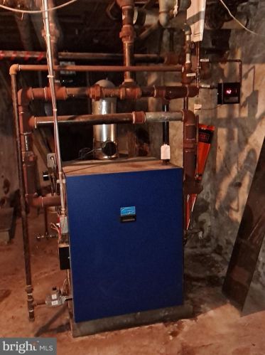 1339 Dekalb St, Norristown PA  19401-3403 exterior