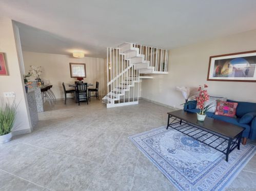 9542 Easter Way, San Diego, CA 92121-1931