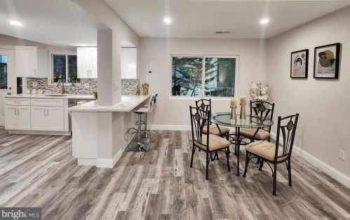 2227 Sanibel Dr, Herndon VA  20191-1227 exterior