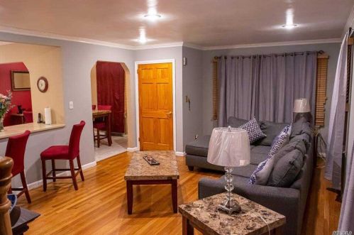 117-37 230th St, Jamaica, NY 11411-2105