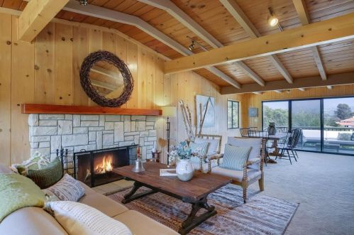 1040 Veronica Springs Rd, Santa Barbara CA  93105-4532 exterior