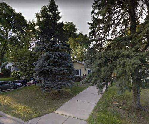 6418 Knoll St, Minneapolis, MN 55427-4227