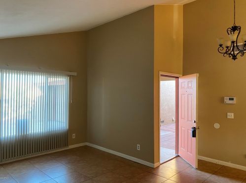 1818 87th Ter, Scottsdale, AZ 85257-2472