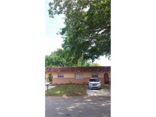 6025 34th St, Hollywood FL  33023-5128 exterior