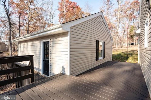 12900 Verrey Ct, Spotsylvania VA  22551-8009 exterior