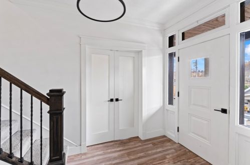 425 Blaine Ave, Canonsburg PA  15317-2107 exterior