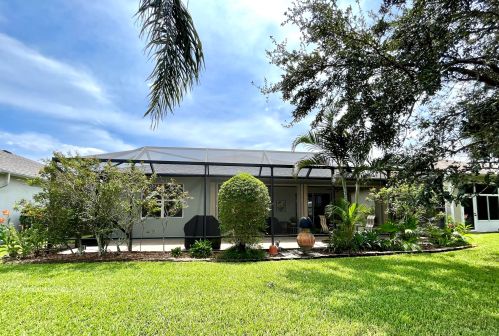 3486 63rd Sq, Vero Beach FL  32966-6466 exterior