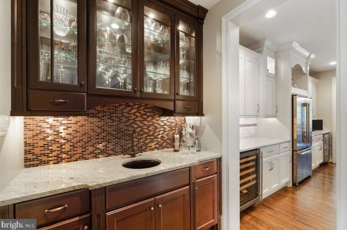 238 Valley Ridge Rd, Haverford PA  19041-2029 exterior