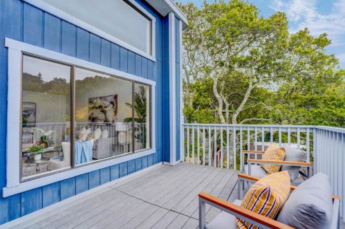 95 Colorados Dr, Millbrae CA  94030-2107 exterior