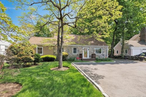 587 High Ridge Rd, Stamford CT  06905-2602 exterior