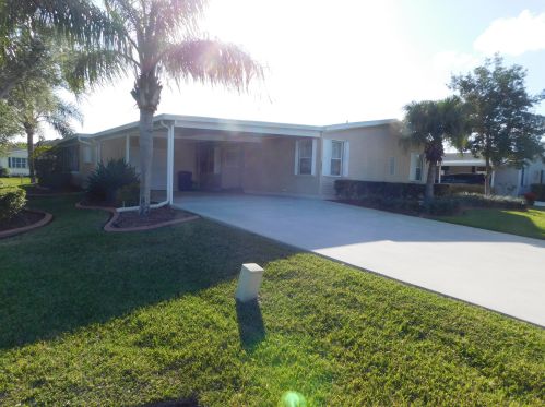 2825 Three Wood Dr, Fort Pierce, FL 34952-3183