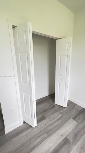 546 Aspen Ave, Lehigh Acres FL 33974-9613 exterior