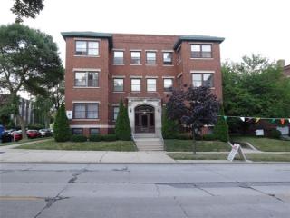 2544 Maryland Ave, Milwaukee WI  53211-4034 exterior