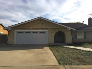 1324 14th St, Upland CA  91786-2519 exterior