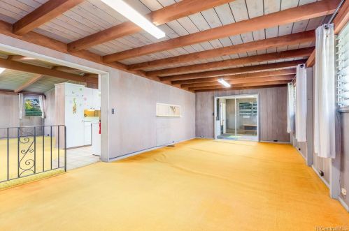2371 Anihinihi St, Pearl City, HI 96782-1152