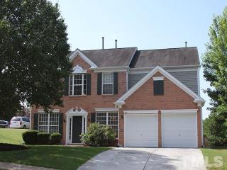 501 Sherwood Forest Pl, Cary, NC 27519-6354