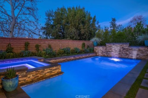 26173 Lone Rock Ct, Santa Clarita CA  91381-0647 exterior