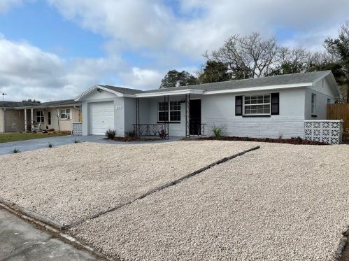 1435 Brixton Ln, Tarpon Springs, FL 34691-4845