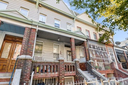 2390 Lorillard Pl, Bronx, NY 10458-8005