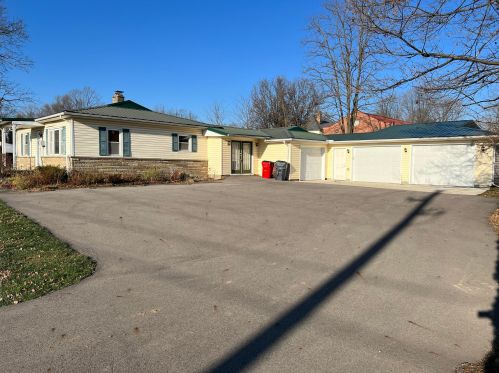 36 Oregon St, Johnstown, OH 43031-1022