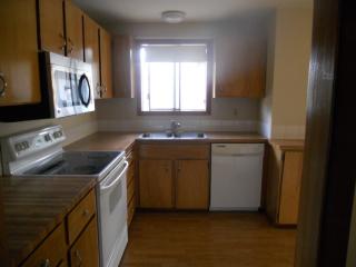 52706 2 St, Scappoose OR  97056-3217 exterior
