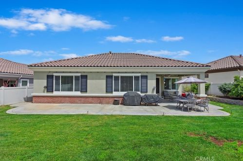 991 Gleneagles Rd, Beaumont CA  92223-8525 exterior