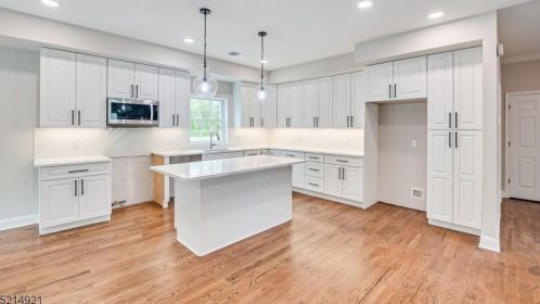 421 River Rd, Rahway NJ  07065-4203 exterior