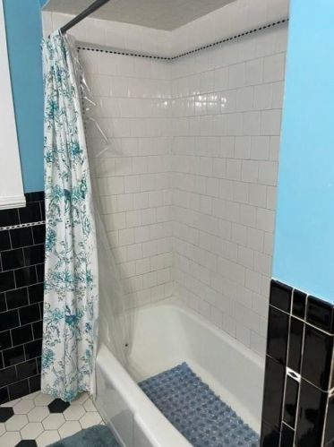 2 Ridge Ave, Coventry RI  02816-5922 exterior