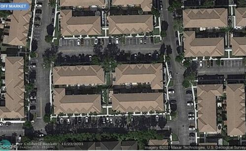 15746 41st St, Hollywood, FL 33027-4812