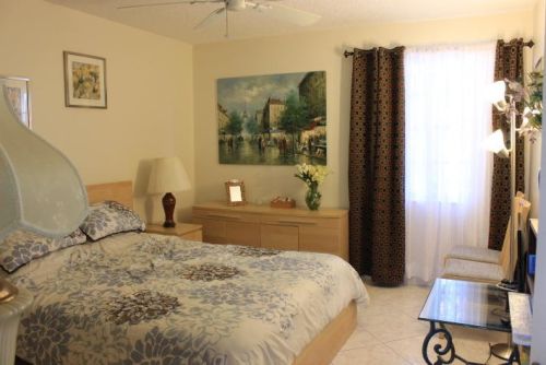 122 Normandy C, Delray Beach FL  33484-4749 exterior
