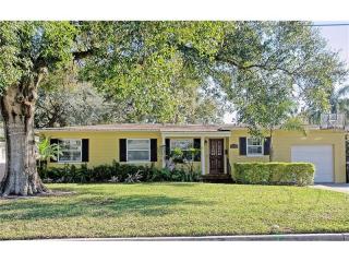 226 Spruce St, Orlando, FL 32804-4630