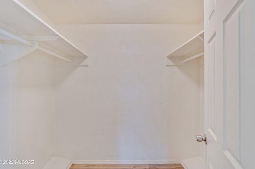 5936 Hawthorne St, Tucson AZ  85711-1528 exterior