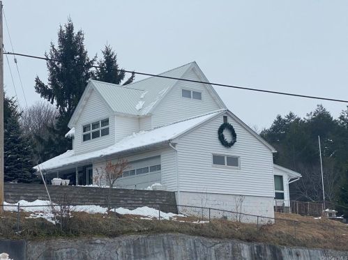 3 Grant St, Liberty, NY 12754-1818
