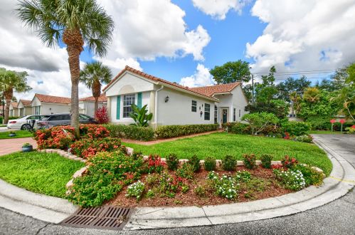 15191 Ixora Rd, Delray Beach, FL 33484-4677