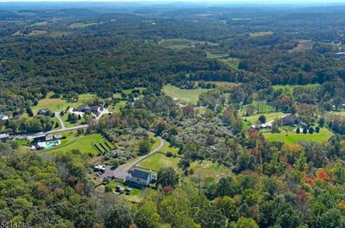 54 Morris Ave, Fredon NJ  07860-4900 exterior