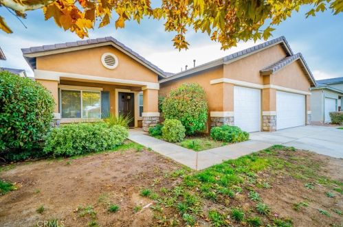 12595 Dulce St, Victorville, CA 92392-8369