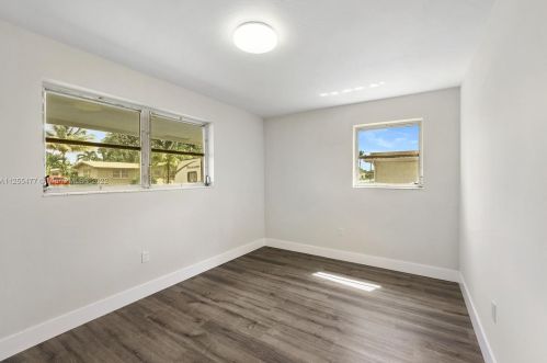8410 11th St, Hollywood FL  33027-6193 exterior