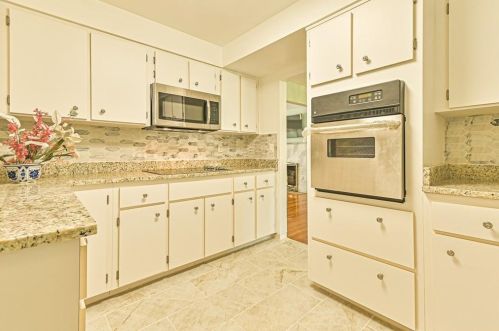 433 Tarragona Way, Daytona Beach, FL 32114-3921