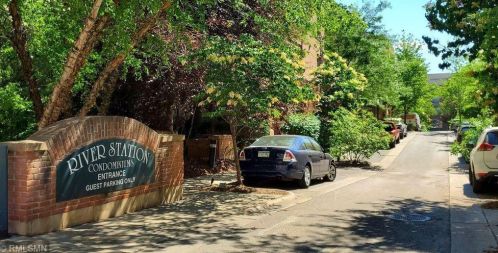 675 1st St, Minneapolis MN 55401-1238 exterior