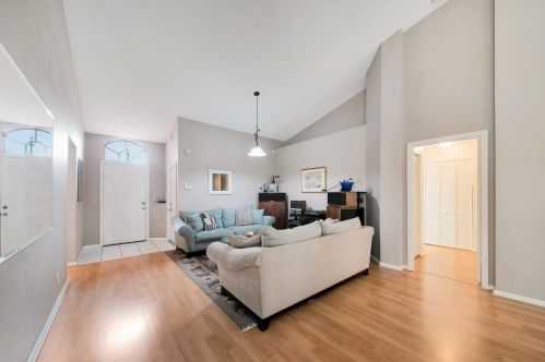 156 Heatherwood Dr, West Palm Beach, FL 33411-8613