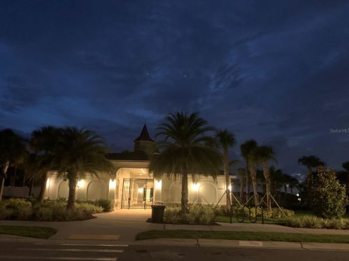 10163 Newminster Loop, Ruskin FL 33573-6727 exterior