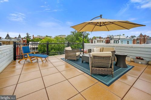 1230 Fairmont St, Washington, DC 20009-5322