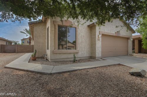303 Kimberlee Way, Chandler AZ  85225-4164 exterior