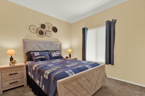 2346 Fallbrook Pl, Escondido CA  92027-6738 exterior