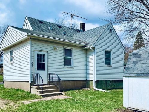 170 Grant St, Ellsworth WI  54011-5091 exterior