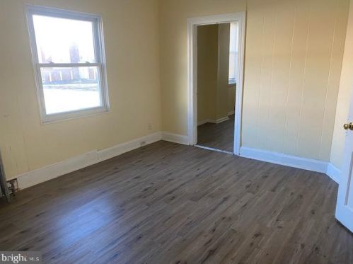 102 Franklin St, Wilmington, DE 19805-4039