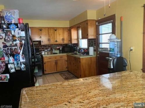 173 Emerson Ave, Paterson NJ  07502-1605 exterior